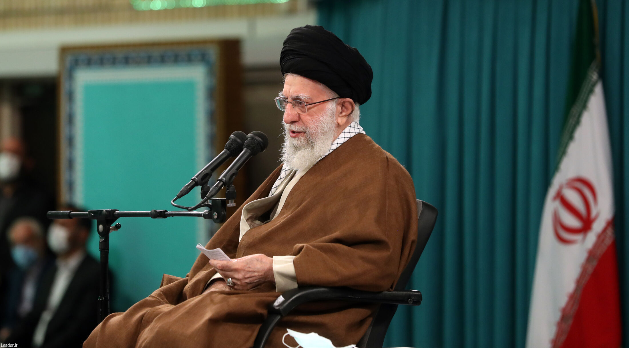 رهبر انقلاب:از ابتکارات جالب مدارس غیردولتی باید استفاده کرد